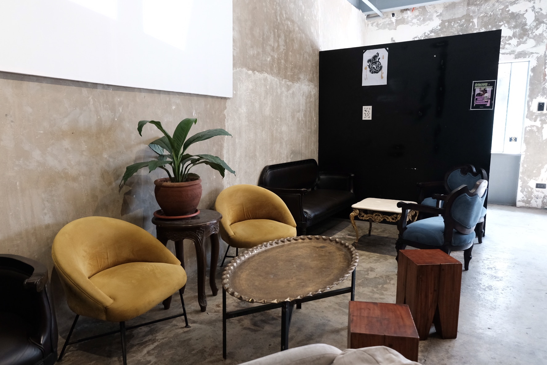 If you’re looking for a creative spot, this caf&#233; in Poblacion could be it. 4